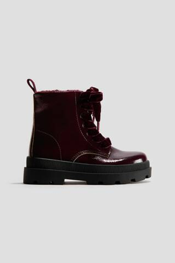 H&M Ботинки на шнуровке и массивной подошве, бордовый
