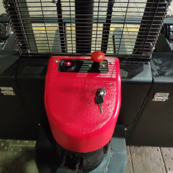 Штабелёр самоходный для бездорожья OXLIFT AX1516RT