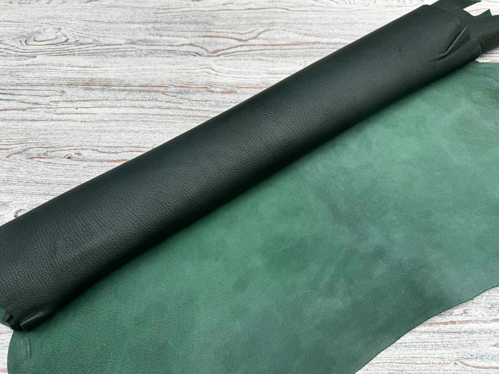 Кожа Amelie British Green поверхность и фактура