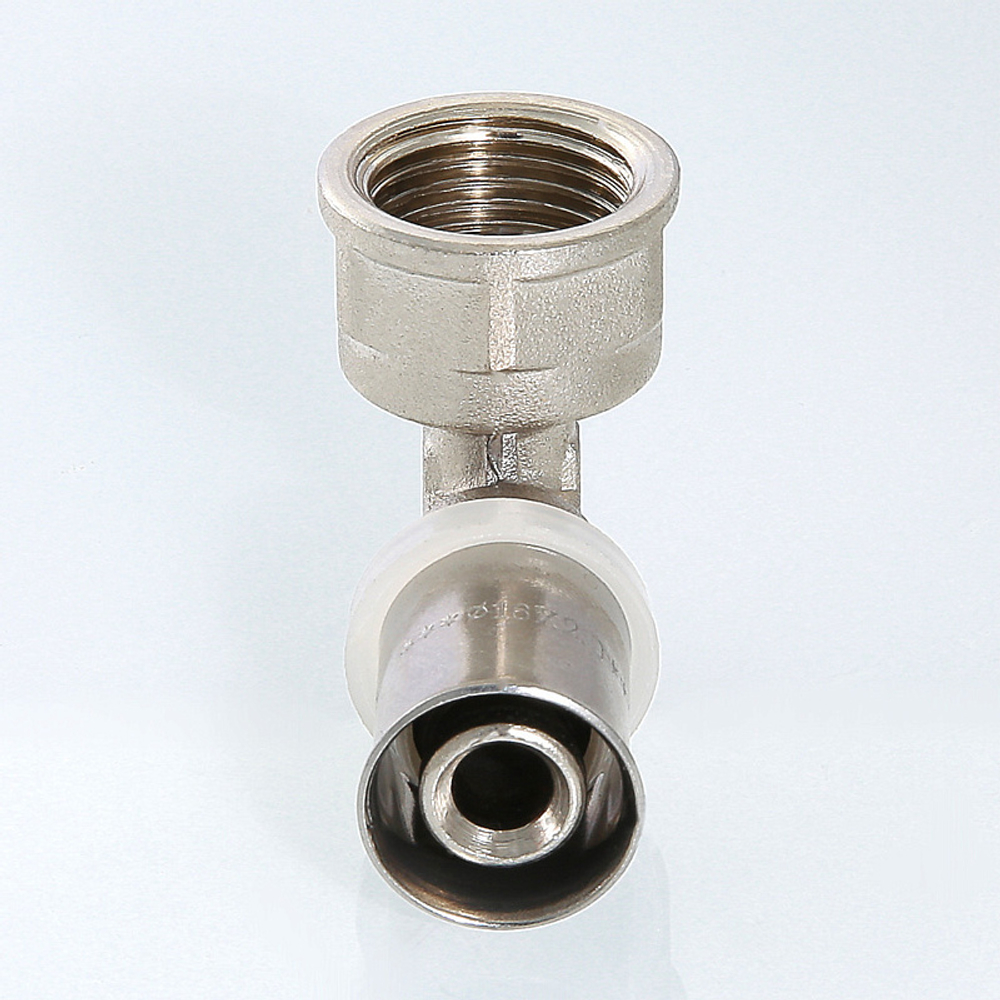 Угольник пресс Valtec с переходом на вн. р. 20х3/4" (VTm.252.N.002005)