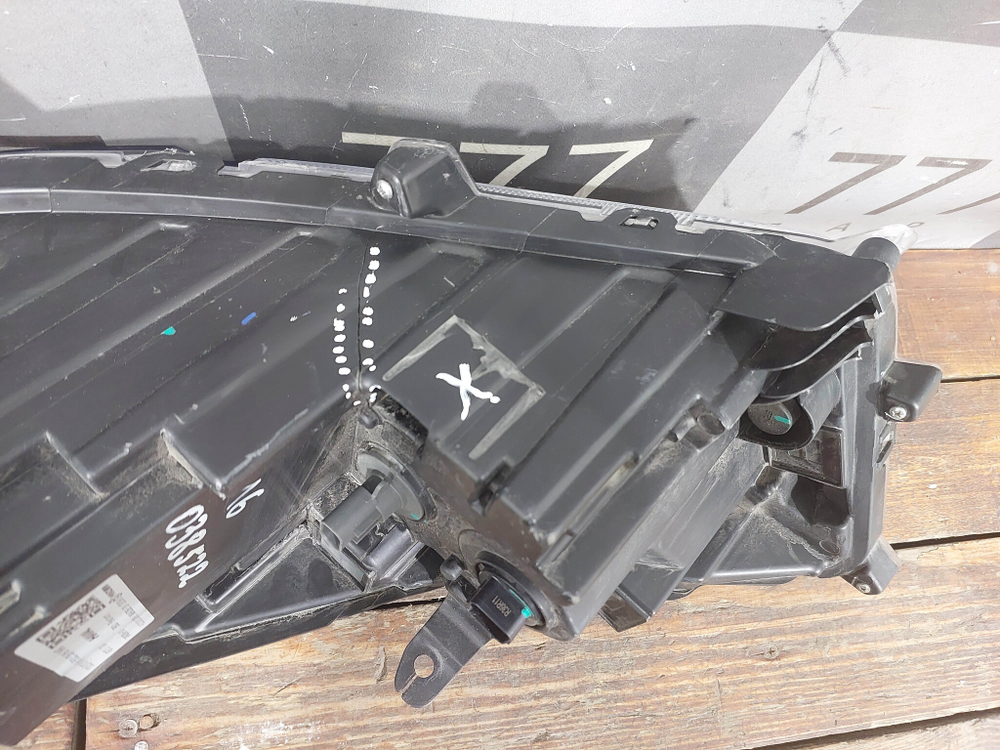 Фара правая LED Haval M6 2 21-нв Б/У Оригинал 4121101XKZ0YB