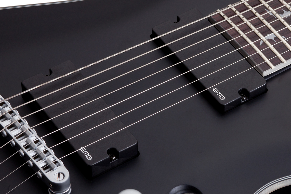 Schecter DAMIEN PLATINUM-7 SATIN BLACK