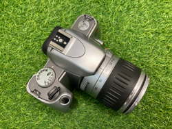 Canon EOS 300v kit EF 28-90mm 4-5.6 II