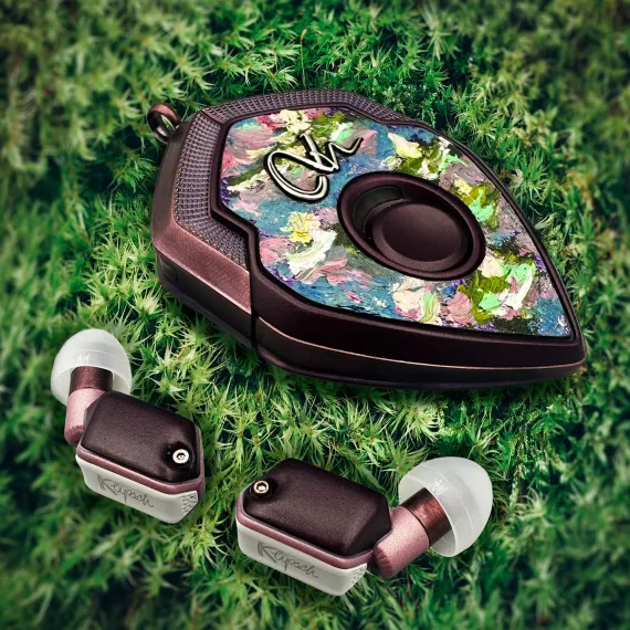 T10 Bespoke Edition Ahonoukoun Deux