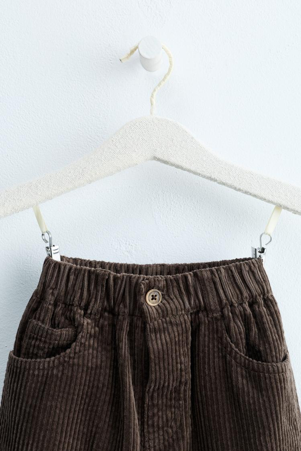 ZARA TIMELESS — ПРЯМЫЕ ВЕЛЬВЕРОВЫЕ БРЮКИ, КОРИЧНЕВЫЙ