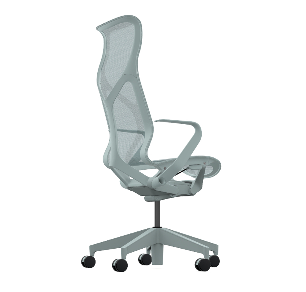 Кресло Herman Miller Cosm, высокая спинка, цвет Glacier, нерегулируемые подлокотники