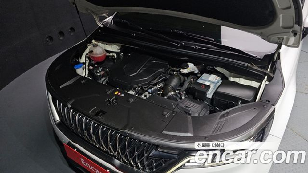 KIA Canival 9-Seater Signature — 2022