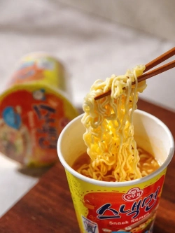 Лапша Snack Ramen Оттоги со вкусом говядины 62 г * 3 шт