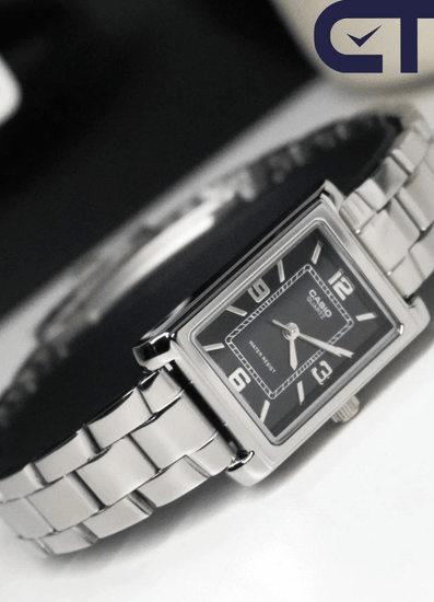 Casio LTP-1234DD-1A — женские классические часы с чёрным циферблатом