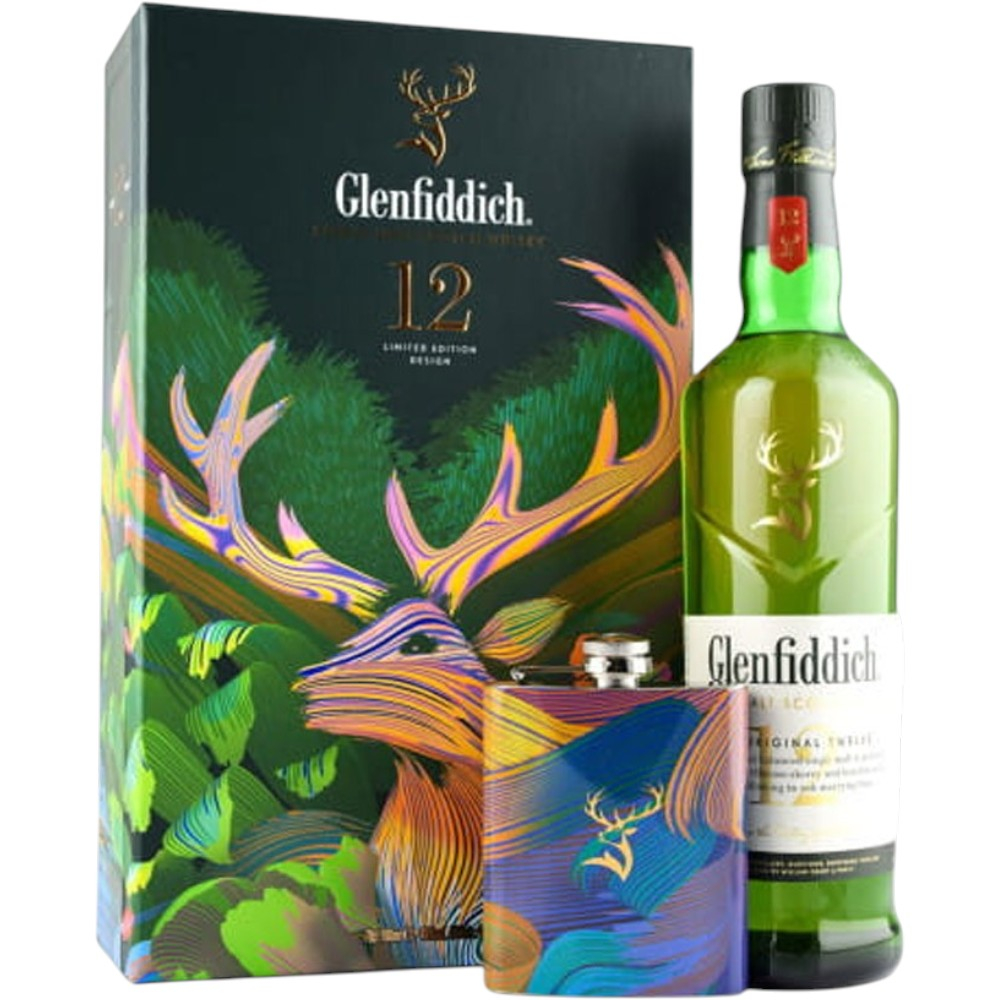 Виски Glenfiddich 12 0,7 л. В подарочной упаковке с фляжкой