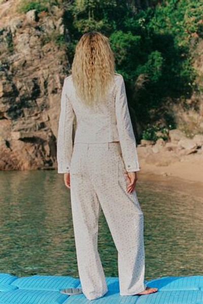 ДЖИНСЫ TRF BAGGY С ЦВЕТОЧНЫМ ПРИНТОМ — ZARA