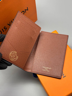 Обложка для паспорта Louis Vuitton