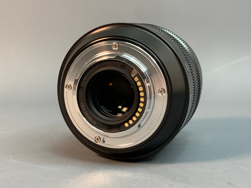 Panasonic Nocticron 42.5mm f/1.2 Asph DG O.I.S.