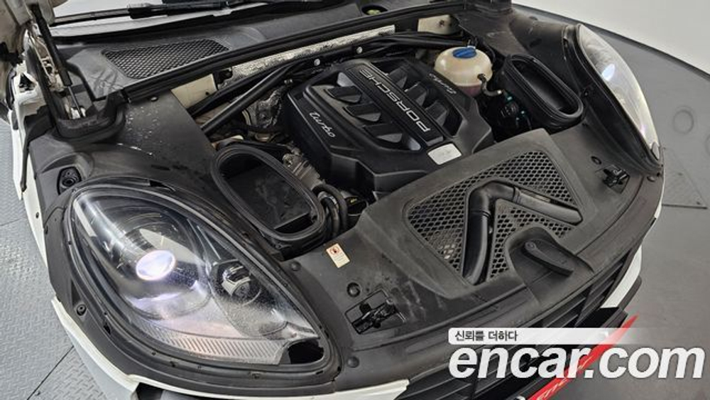 Porsche Macan 3.6 Turbo — 2016