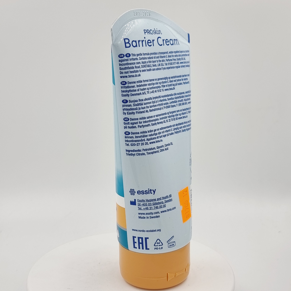 TENA ProSkin Barrier Cream защитный крем для кожи с маслом канолы и витамином Е, без запаха, 150 мл (из Финляндии)