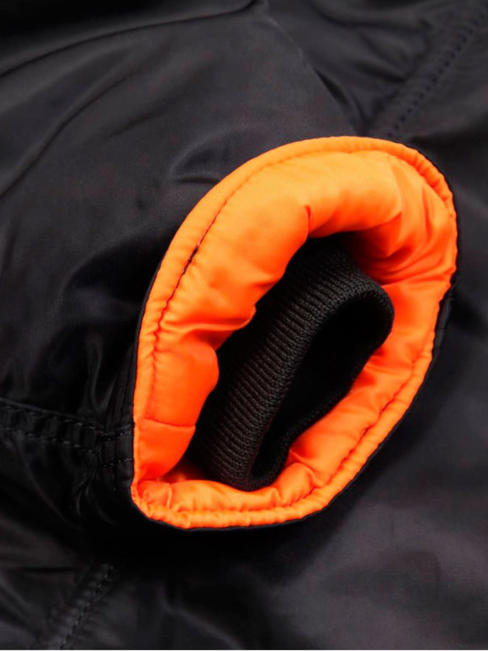 Alpha Slim Fit N-3B (черная - black)