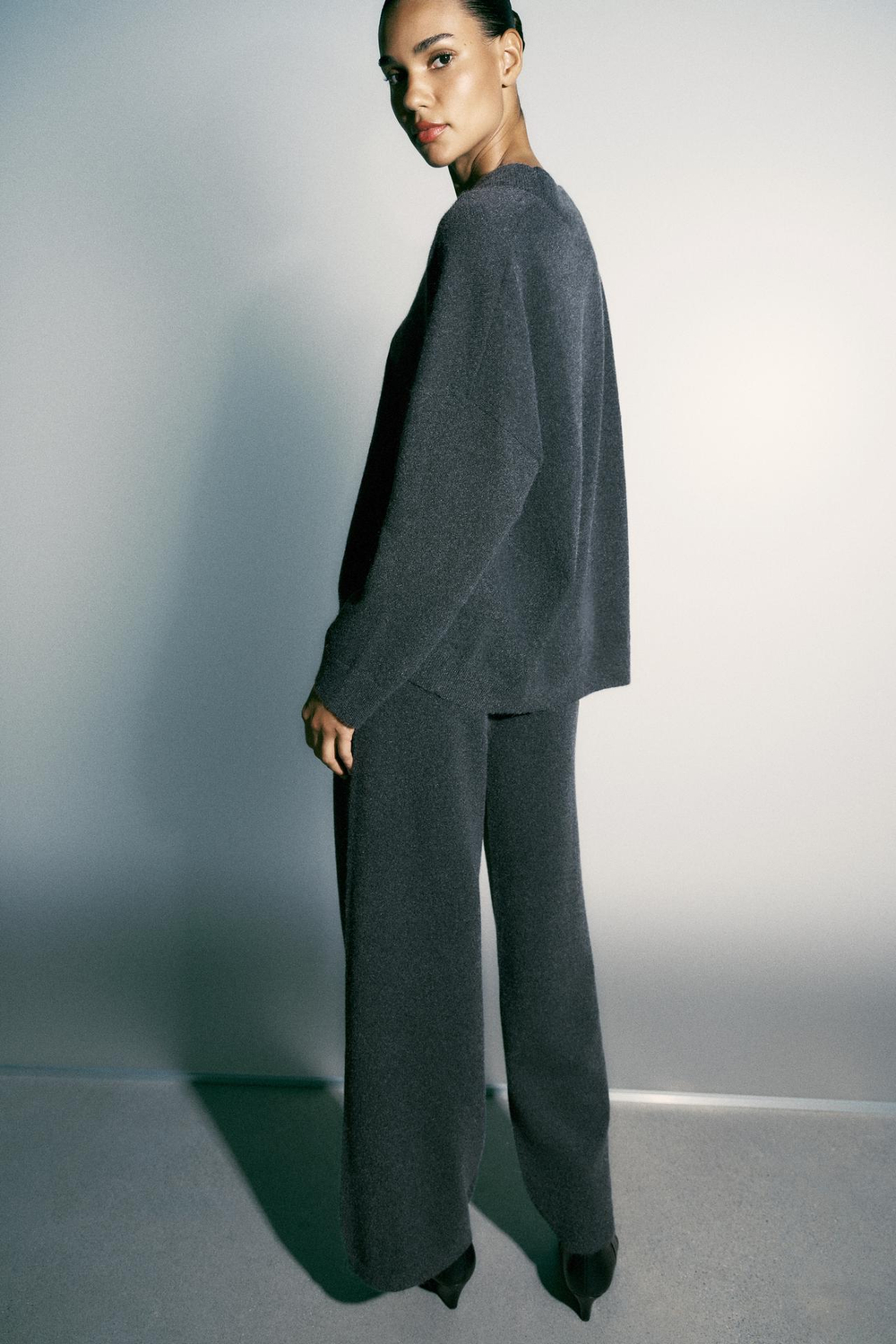 ZARA ШИРОКИЕ ТРИКОТАЖНЫЕ БРЮКИ, МЯГКИЙ СЕРЫЙ