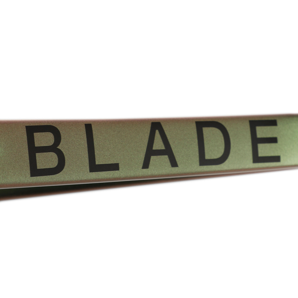 Теннисная ракетка Wilson Blade 98L 16x19 V8 Tour Racket (Special Edition)