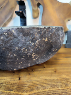 Раковина из речного камня RS-66748 41х31х15 из натурального камня