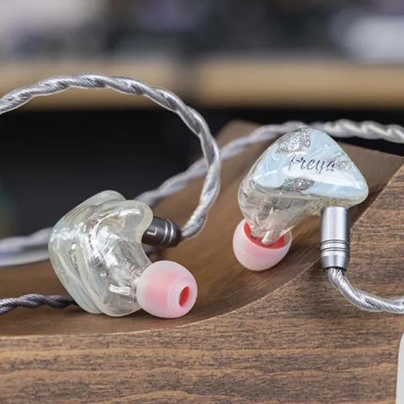 Kinera Freya 2.0 + ddHiFi TC35Pro E2 Lightning