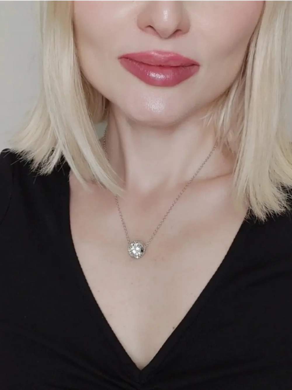 Кулон Серебряный шарик с кристаллами Swarovski