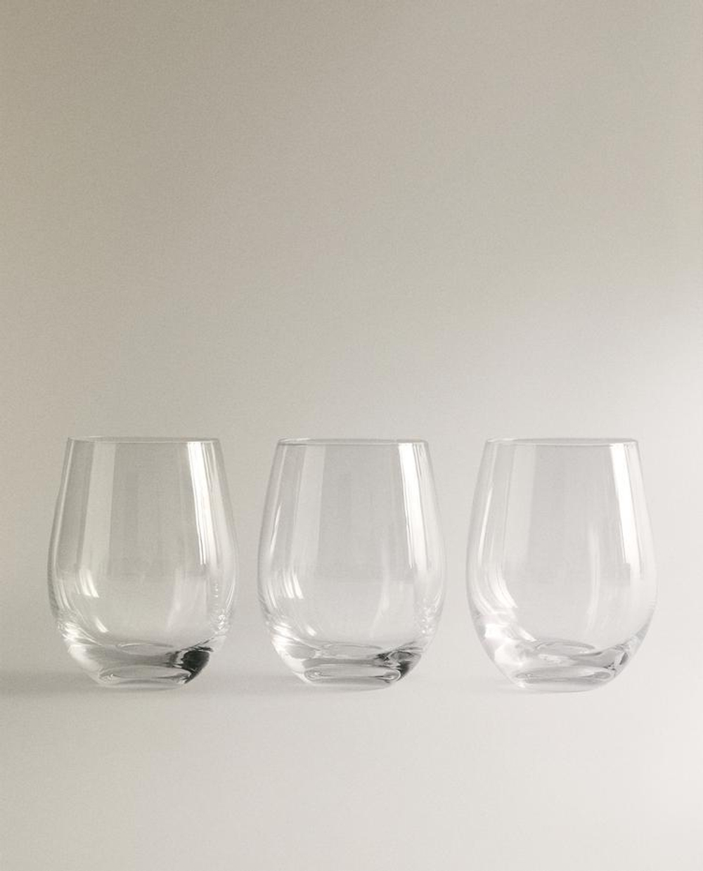 ZARA HOME СТЕКЛЯННЫЕ СТАКАНЫ ОКРУГЛОЙ ФОРМЫ (НАБОР ИЗ 3 ШТ.), ПРОЗРАЧНЫЙ