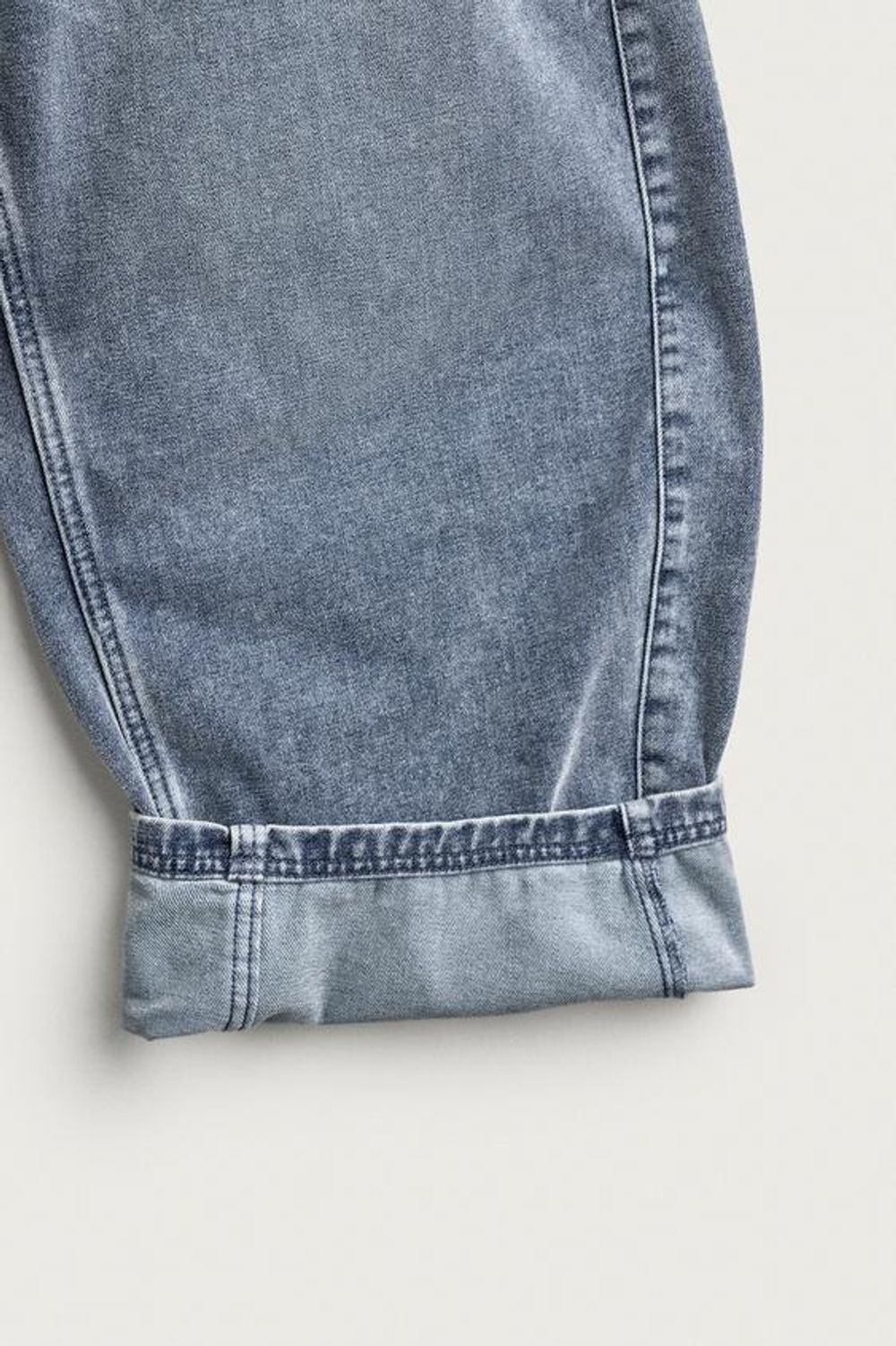 ZARA ДЖИНСЫ BALLOON FIT С НАЧЕСОМ, ГОЛУБОЙ