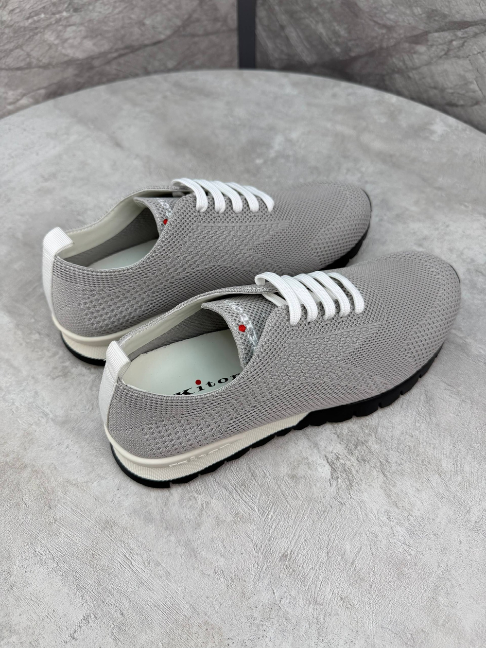 Кроссовки Kiton
