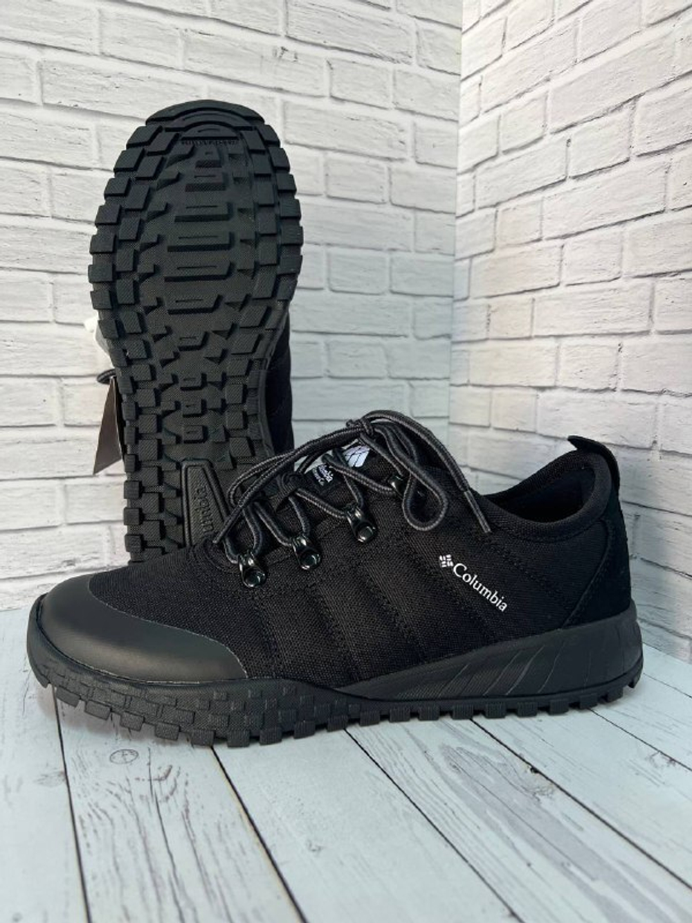 Кроссовки Columbia Gore-tex черные