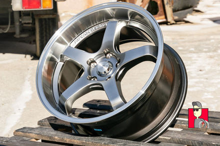 Комплект дисков Advan GT 18x9 et35 5x114.3