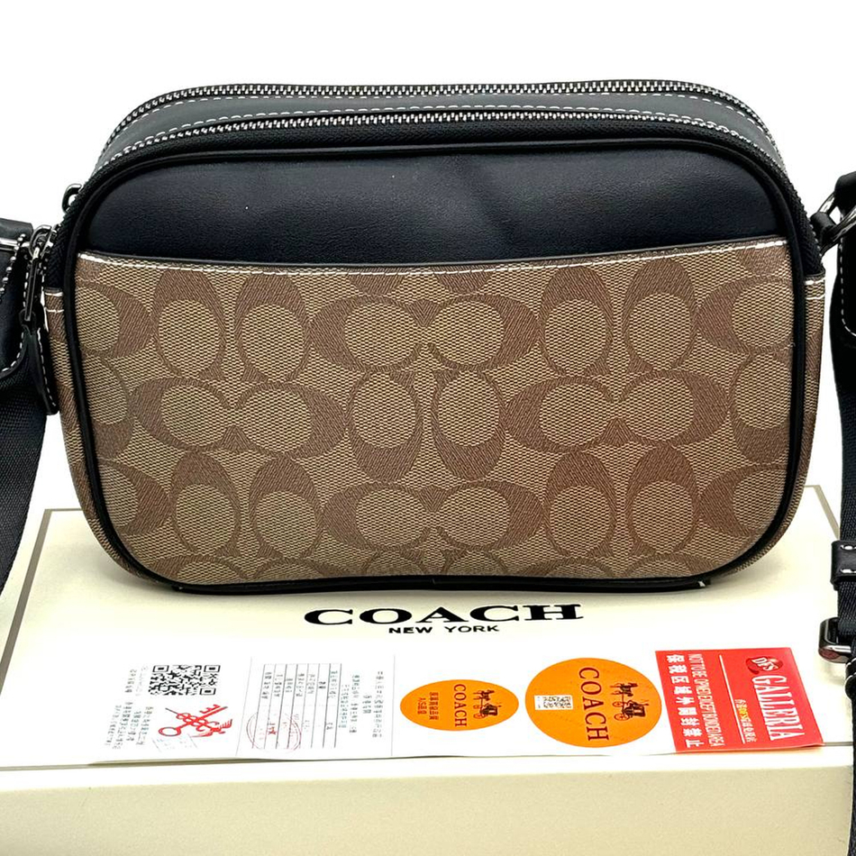 Coach 136