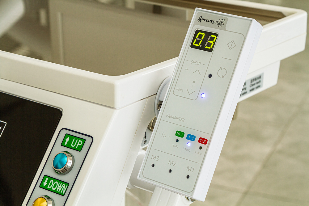Встраиваемый микромотор Mercury STAR 800EM с сенсорным экраном