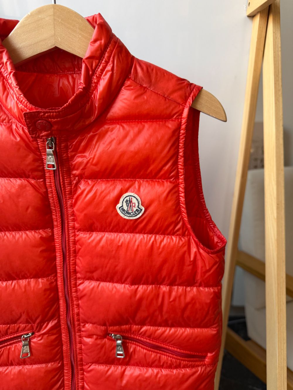 Пуховый жилет Moncler, 116