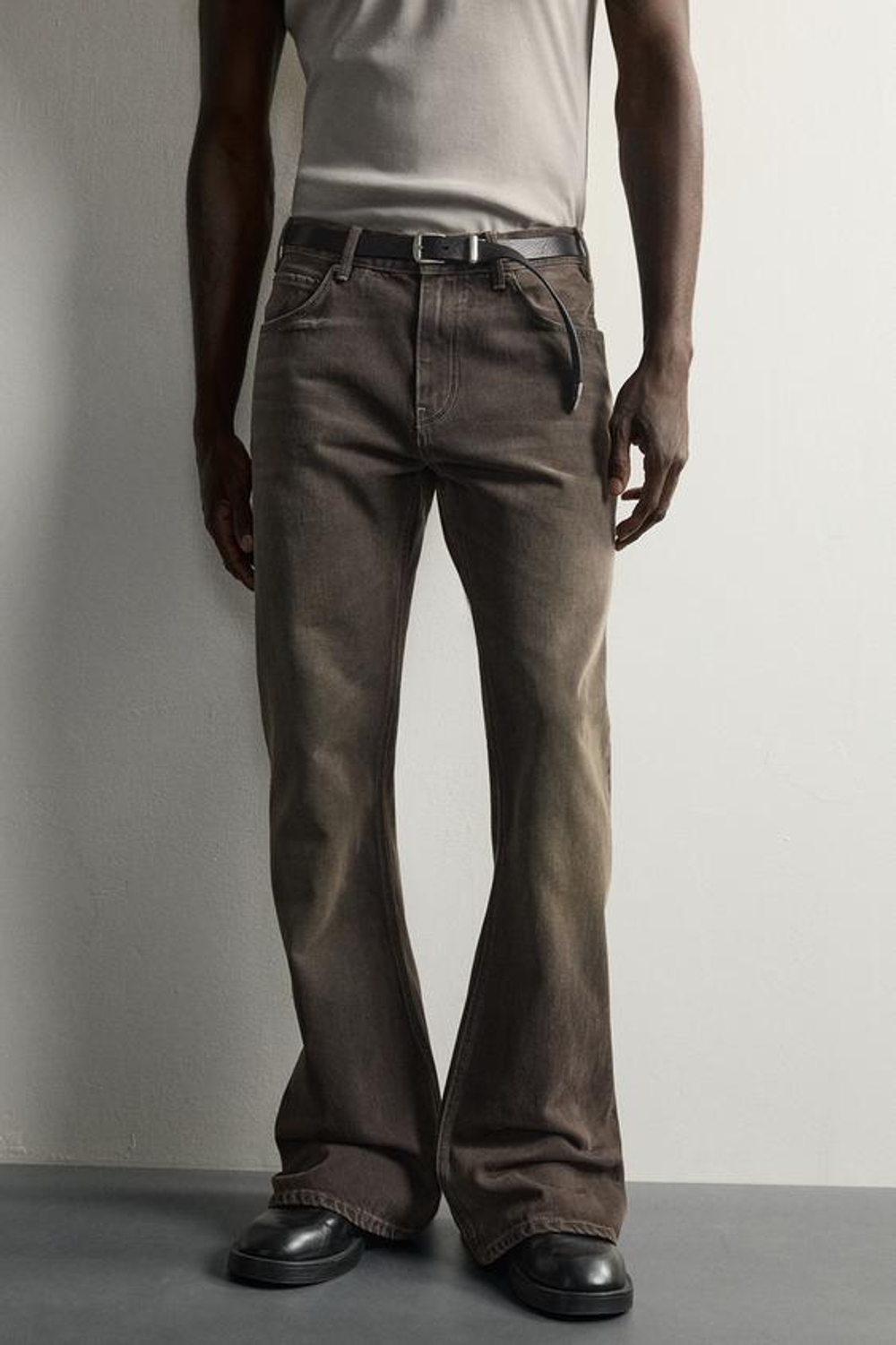 ZARA ДЖИНСЫ FLARE FIT, КОРИЧНЕВЫЙ