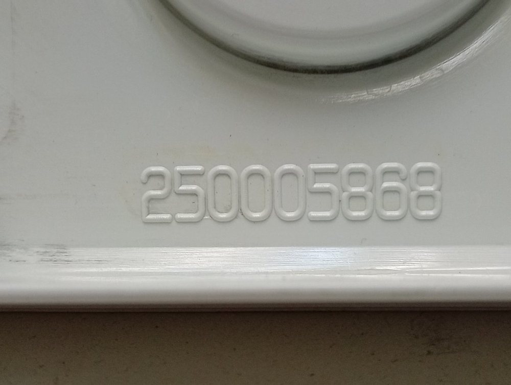 IWUE4105CIS кт64 Лицевая панель для стиральной машины Indesit 250005868 б/у
