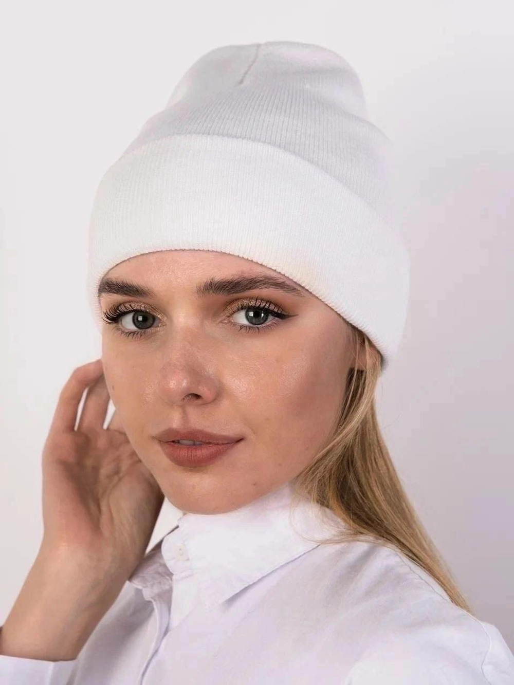 Шапка бини женская