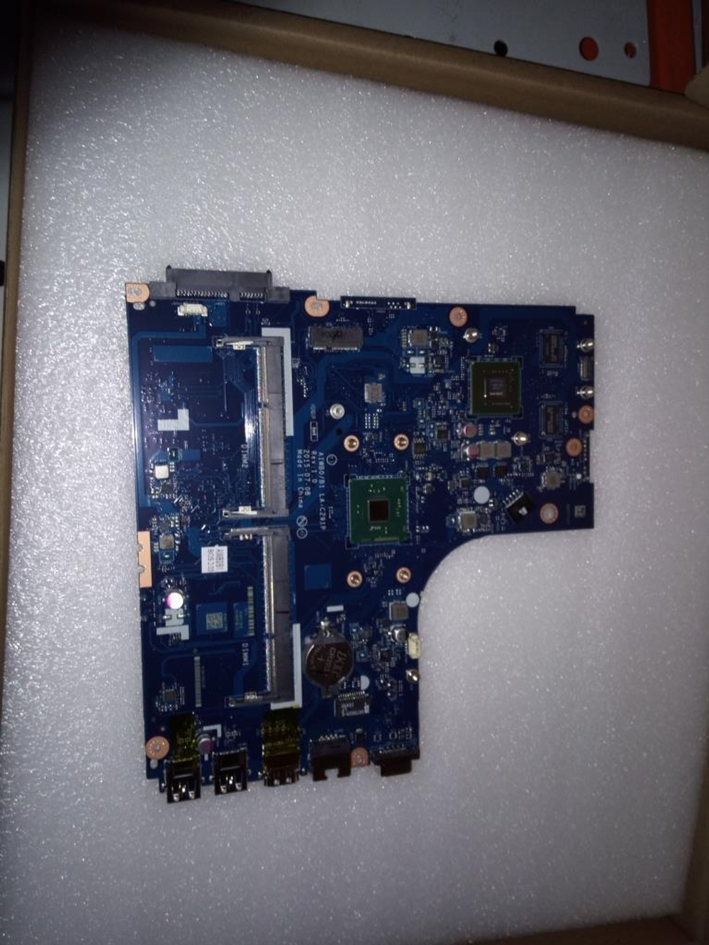 Материнская плата для ноутбука Lenovo B51-30 LA-C291P NOK N3700 920M 1G NF N EMMC (5B20J78488), оригинал