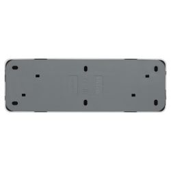 Розетка Intro Quadro 2-208-01 с заземлением четверная 4х2P+E 16А-250В IP20 ОУ белый | Intro Quadro