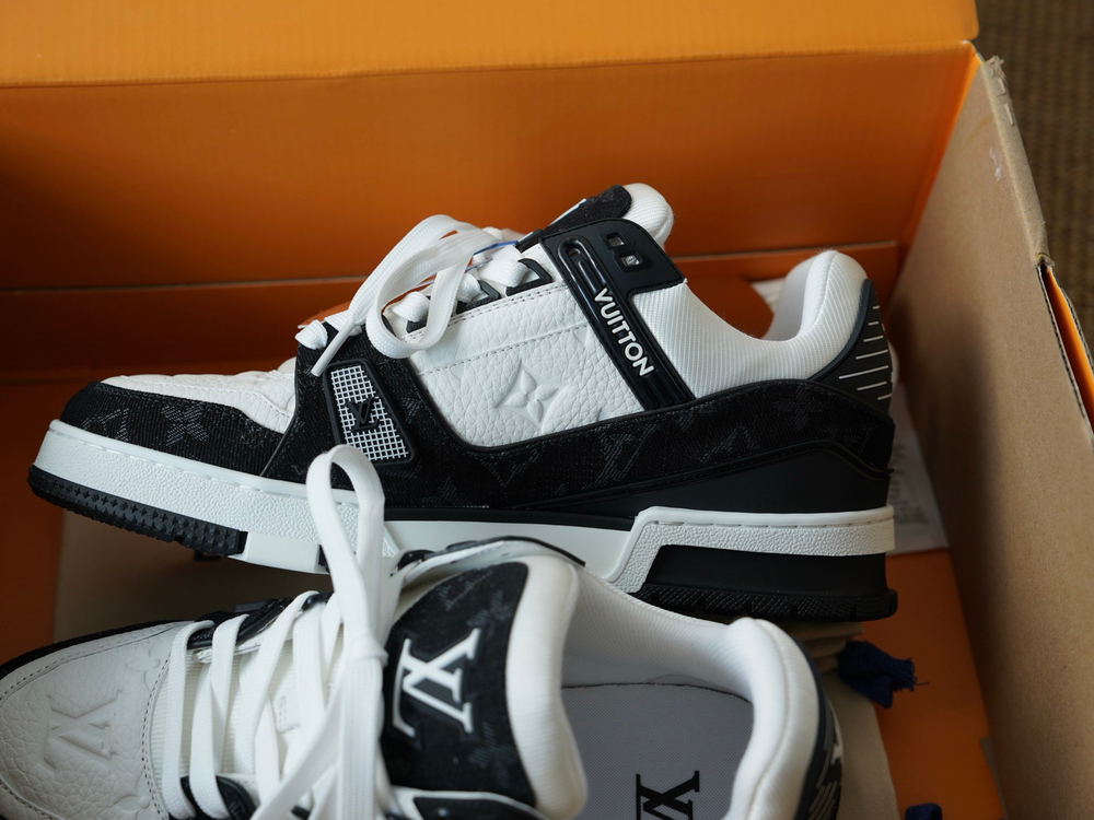 Кроссовки LV Trainer