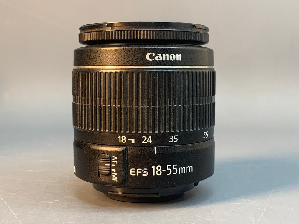 Canon 550D Kit 18-55 19000 кадров