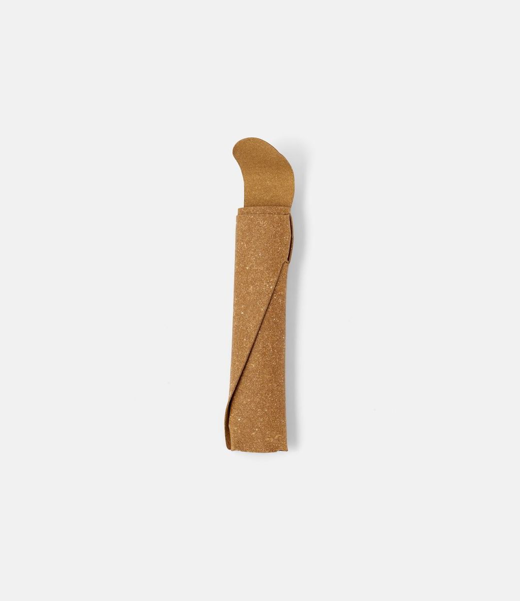 Antou Nota Daily Pencil Case Brown — мини-пенал для блокнота
