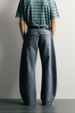 ДЖИНСЫ BALLOON FIT — ZARA · 1300/485