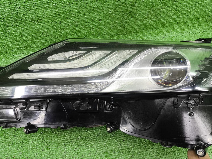 Фара левая Toyota Camry xv70 (2020-н.в.) LED Black
