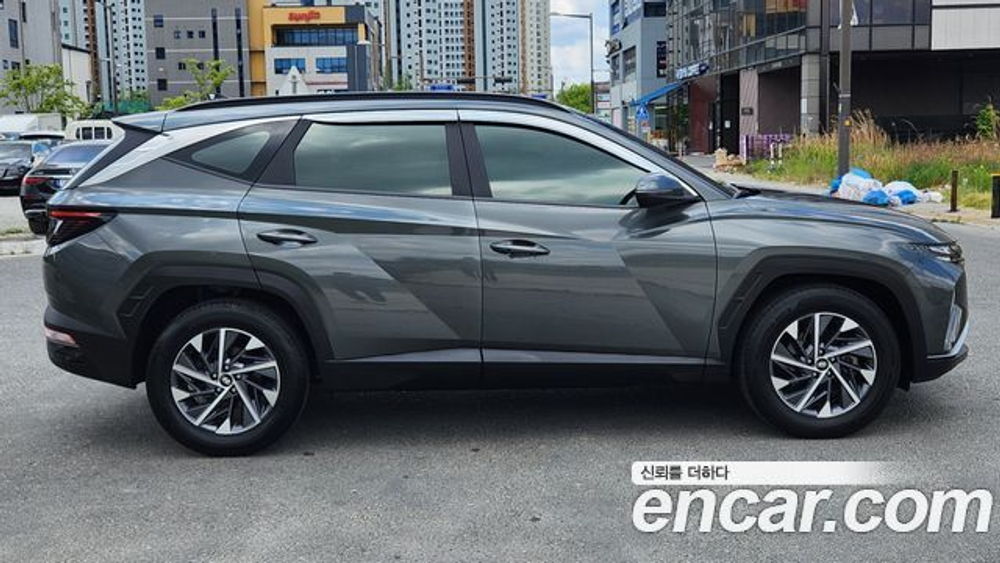 Hyundai Tucson Premium 2WD — 2022