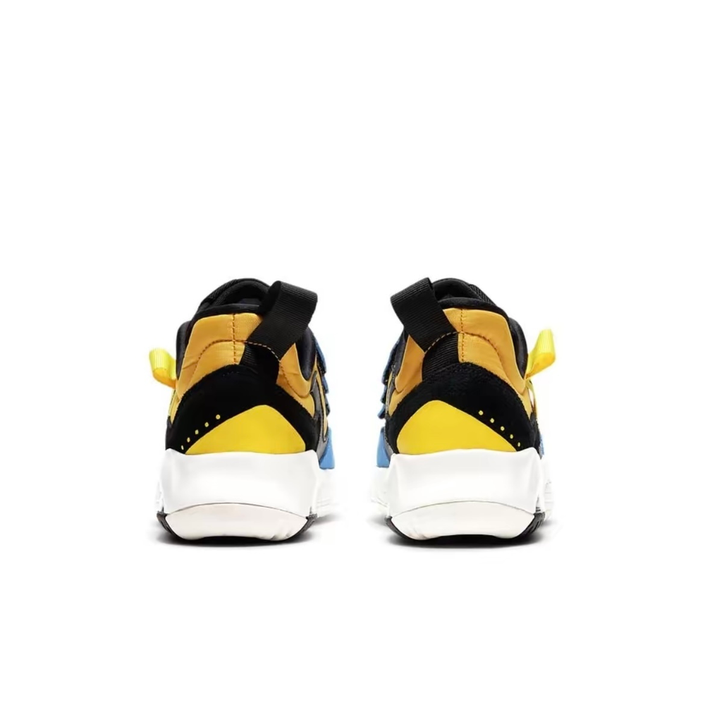 Nike Jordan MA2 kids University Gold
