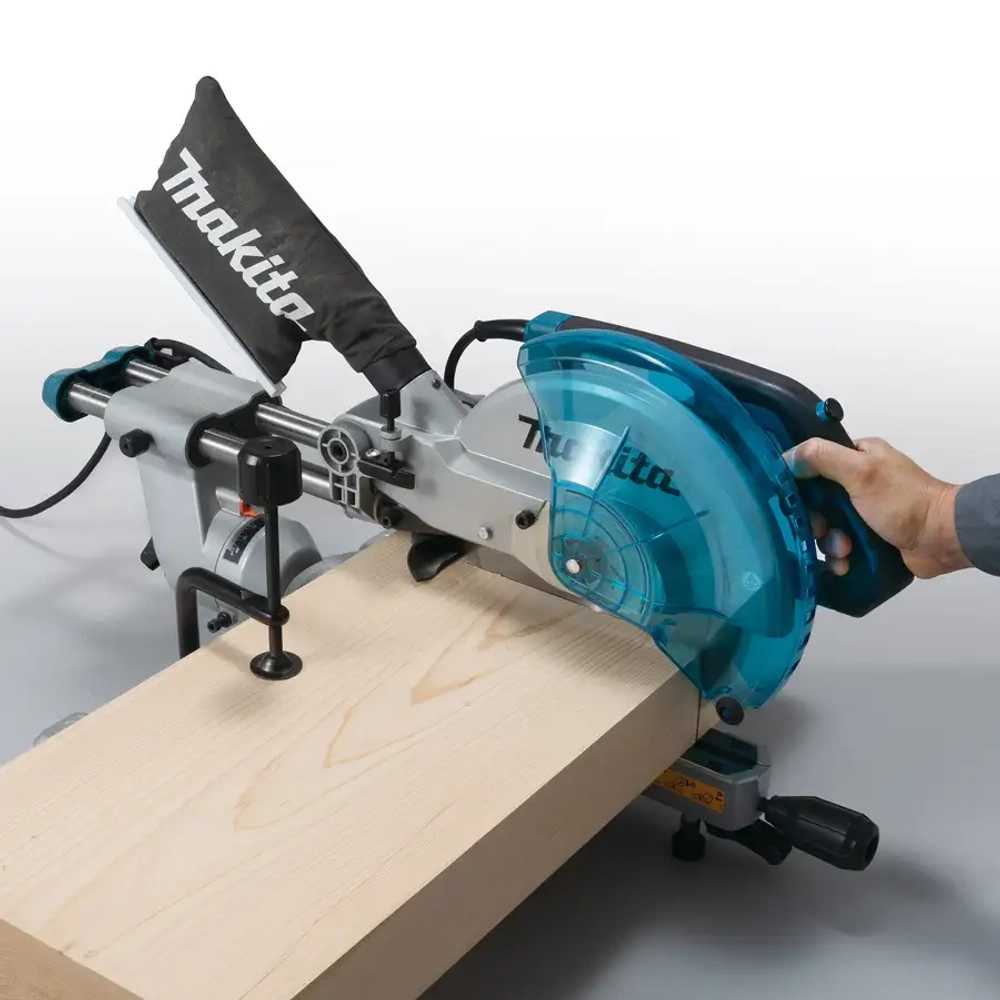 Торцовочная пила Makita LS1110F