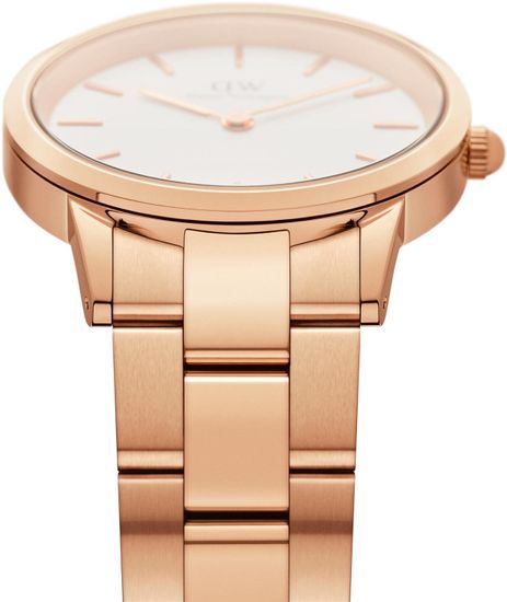 Женские часы Daniel Wellington Iconic Link 28 мм DW00100213