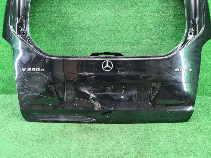 Крышка багажника Mercedes V W447 (2014-н.в.)