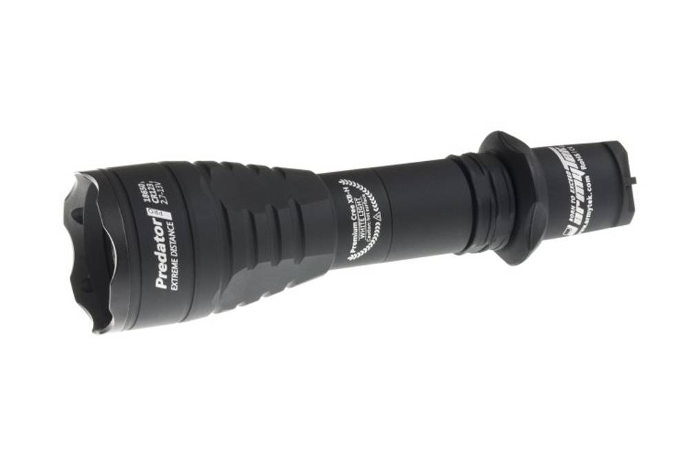 Фонарь Armytek Predator v3 XB-H 660 лмн тёплый свет