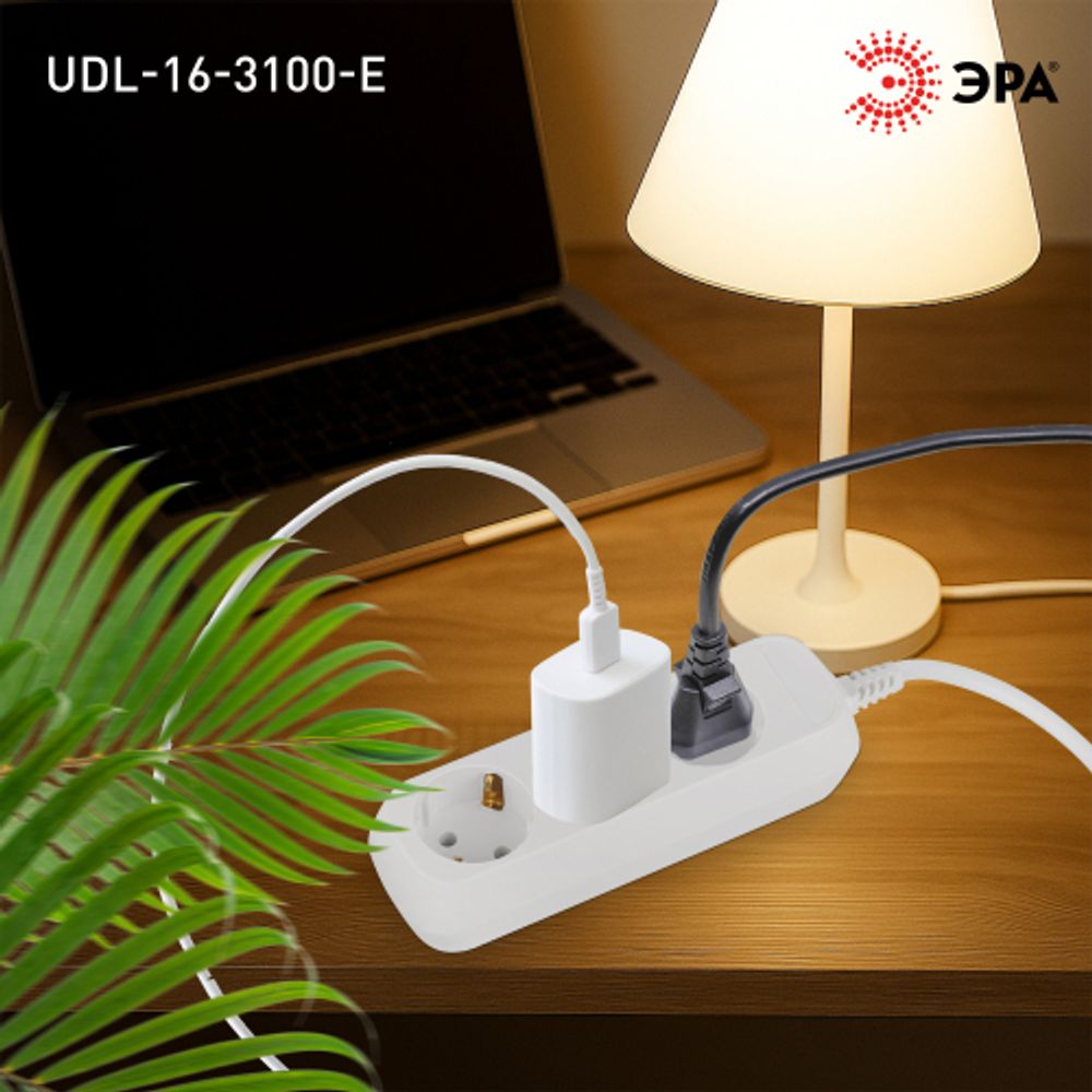 Удлинитель электрический ЭРА UDL-16-3100-E Greenline 3 розетки с заземлением 10м ПВС 3x1мм2 | Электротовары